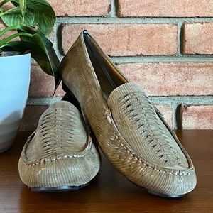 Vaneli "Reba" Style Driving Loafer in Taupe Lizprint Size 12